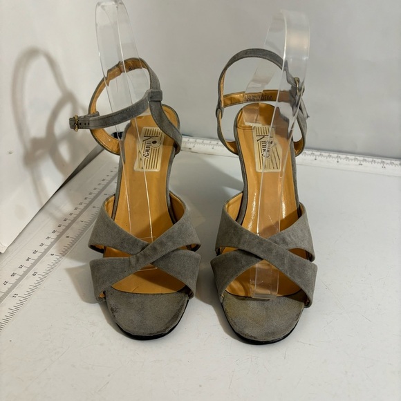 Vintage Kinney women’s grey strappy high heeled sandals in size 8.5 - Picture 2 of 11